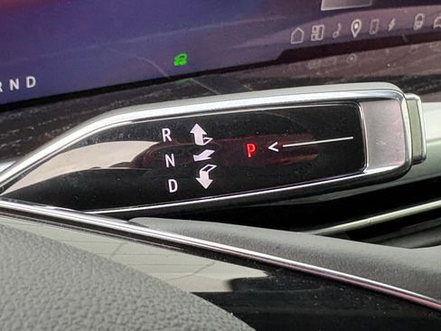 New 2026 Cadillac Escalade IQL Luxury image 28