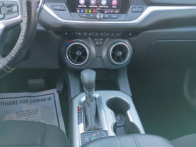 Used 2021 Chevrolet Blazer LT FWD image 3