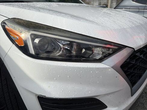 Used 2021 Hyundai Tucson SEL FWD image 2