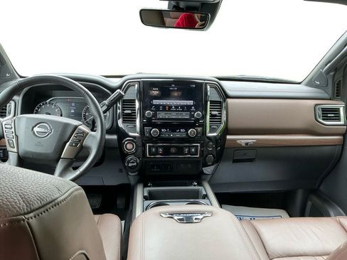 Used 2024 Nissan Titan Platinum Reserve w/ Moonroof Package AWD/4WD image 10