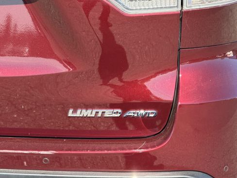 Used 2019 Toyota Highlander Limited Platinum AWD/4WD image 33