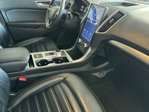 Used 2024 Ford Edge SEL AWD/4WD image 19