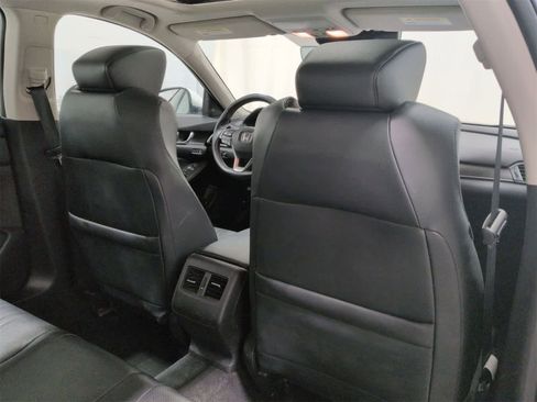 Used 2018 Honda Accord Touring image 17