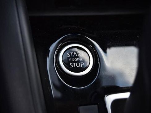 New 2025 Nissan Versa SV image 16