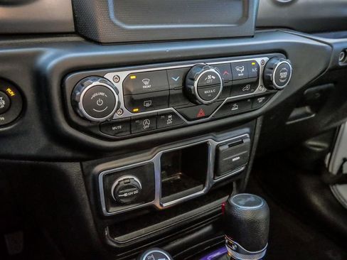 Used 2023 Jeep Wrangler Sport image 30