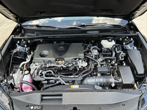 Used 2025 Toyota Camry SE w/ Multimedia Upgrade Package FWD image 34