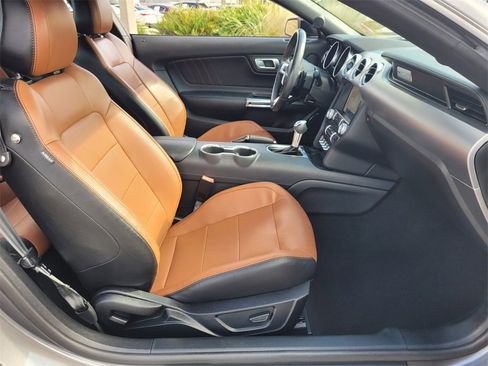 Used 2021 Ford Mustang GT Premium w/ Black Accent Package image 15