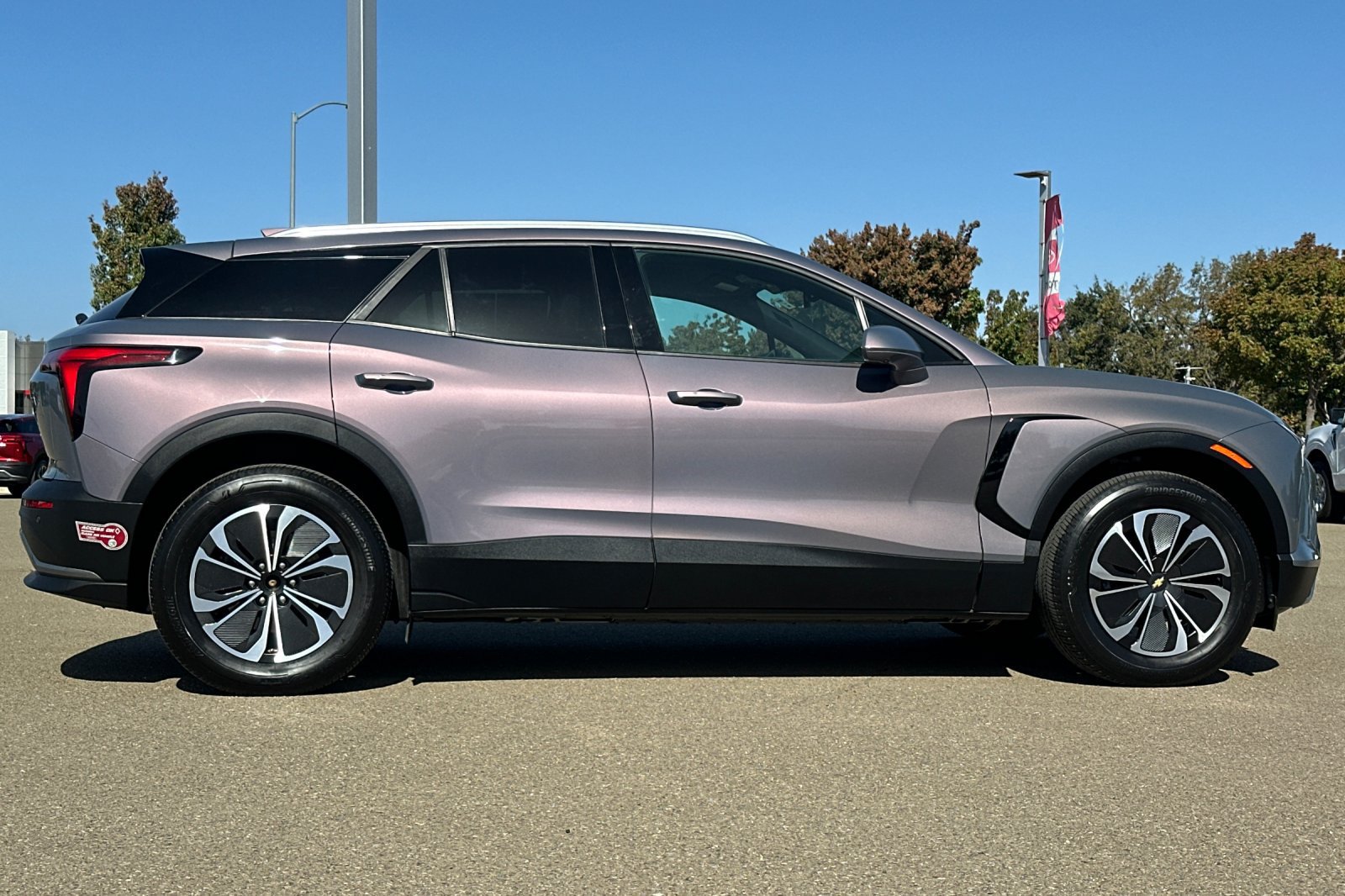 Used 2024 Chevrolet Blazer EV LT AWD/4WD image 3