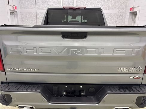 Used 2024 Chevrolet Silverado 1500 High Country w/ Technology Package image 5