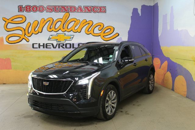 Used 2023 Cadillac XT4 Sport w/ Sun And Sound Package AWD/4WD image 2