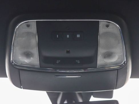 Used 2014 Chrysler 300 S image 19