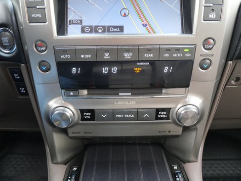 Used 2020 Lexus GX 460 Premium image 29