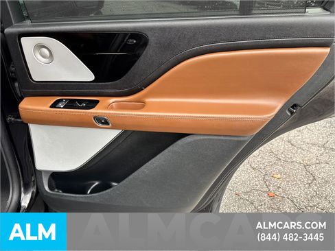 Used 2023 Lincoln Aviator Reserve w/ Equipment Group 201A image 19