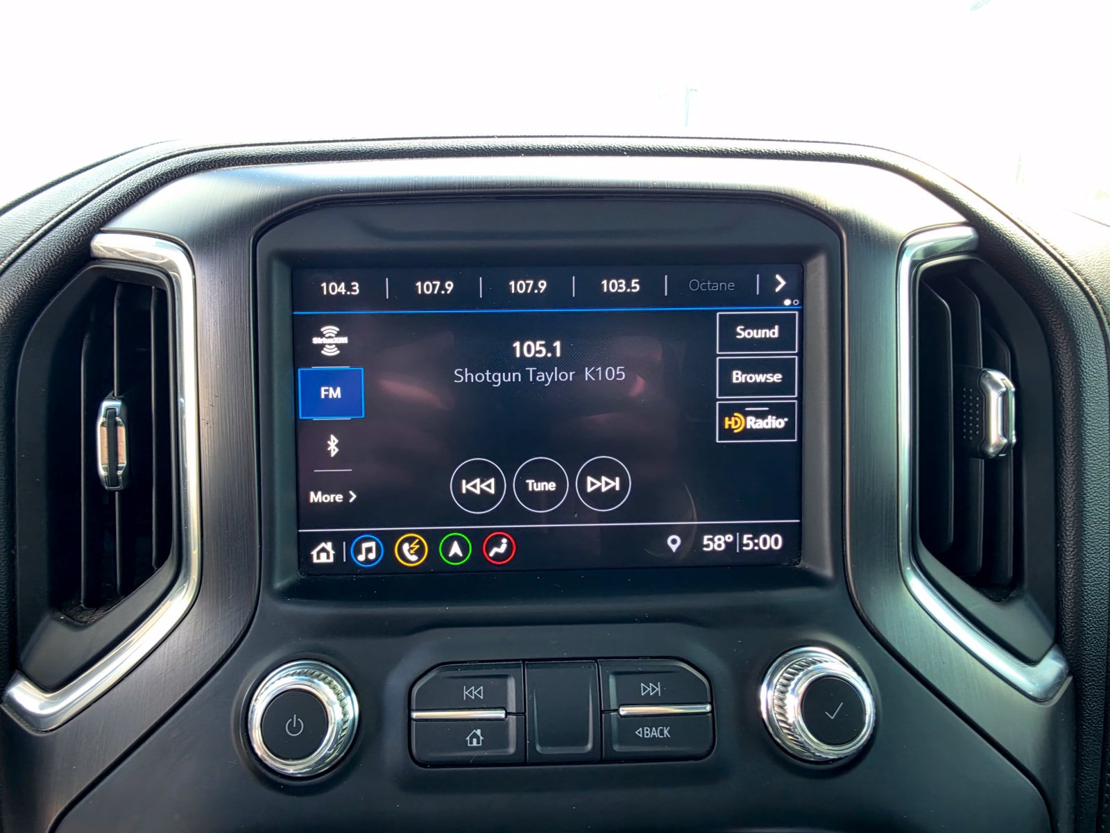 Used 2019 GMC Sierra 1500 AT4 w/ AT4 Premium Package AWD/4WD image 19