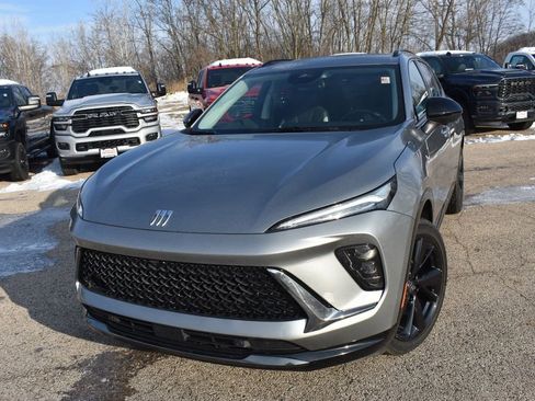 Used 2025 Buick Envision Sport Touring image 12