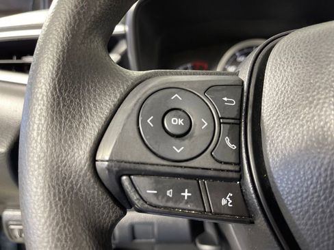 Certified 2022 Toyota Corolla LE image 28