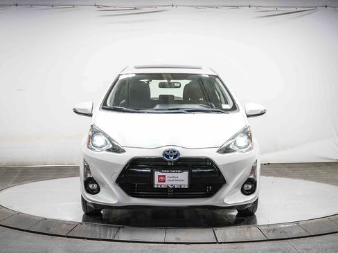 Certified 2016 Toyota Prius C Four image 4
