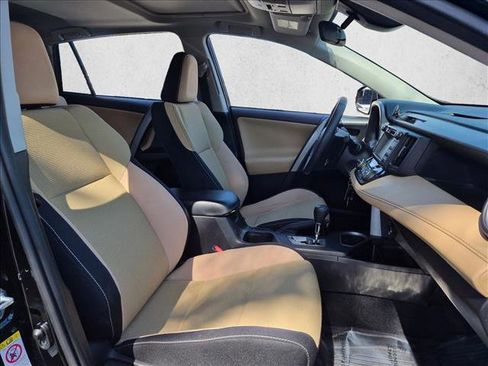 Used 2017 Toyota RAV4 XLE w/ All Weather Liner Package FWD image 18