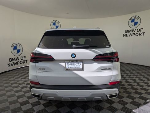 Used 2026 BMW X5 xDrive40i w/ Premium Package AWD/4WD image 6