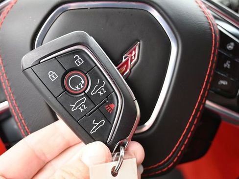 Used 2023 Chevrolet Corvette Stingray Premium Conv w/ Z51 Performance Package image 34