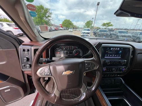 Used 2016 Chevrolet Silverado 2500 High Country w/ Duramax Plus Package AWD/4WD image 37