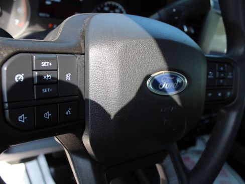 Used 2023 Ford F250 XL w/ Snow Plow/Camper Package AWD/4WD image 17