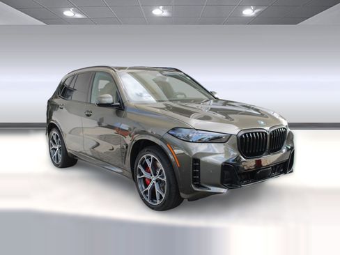 New 2026 BMW X5 xDrive50e image 7