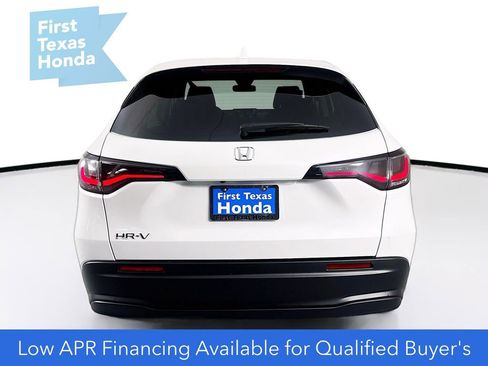New 2026 Honda HR-V LX image 7