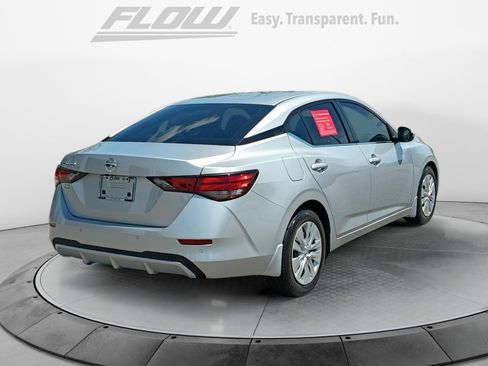 Used 2023 Nissan Sentra S image 7
