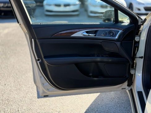 Used 2018 Lincoln MKZ Reserve image 8