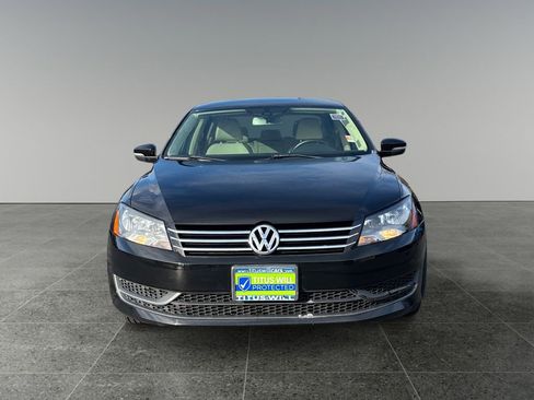 Used 2014 Volkswagen Passat 1.8T Wolfsburg Edition image 2