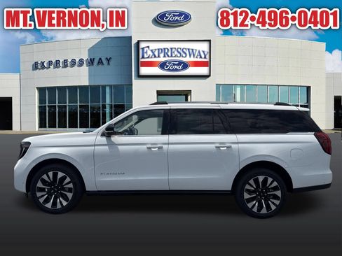 Used 2025 Ford Expedition Max Platinum w/ Driver's Package AWD/4WD image 15