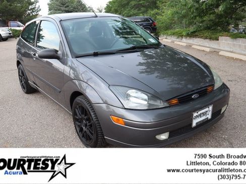 Used 2003 Ford Focus ZX3 Hatchback FWD image 9