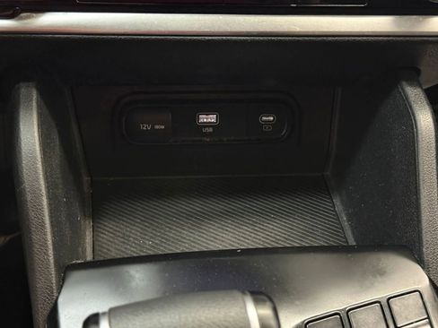 Used 2023 Kia Sportage LX FWD image 33