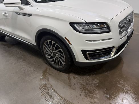 Used 2020 Lincoln Nautilus Reserve w/ Cargo Utility Package image 38