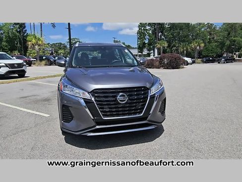 Used 2021 Nissan Kicks SV FWD image 20