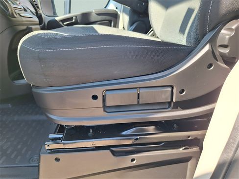 Used 2022 RAM ProMaster 2500 w/ Premium Convenience Group image 34