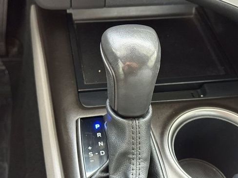 Used 2024 Toyota Camry SE FWD image 22