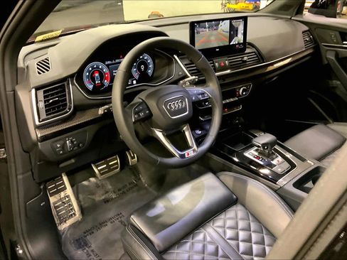 Used 2025 Audi SQ5 Premium Plus AWD/4WD image 18