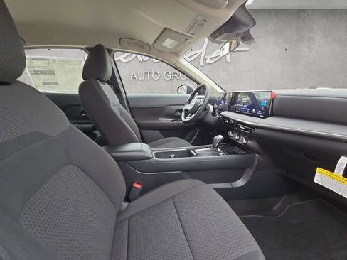 New 2026 Nissan Kicks S image 24