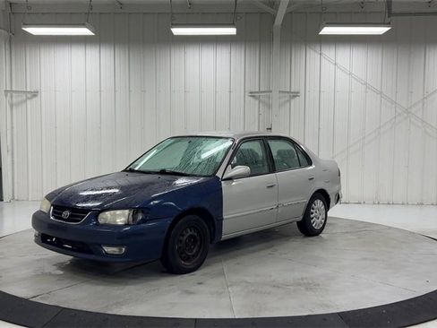Used 2002 Toyota Corolla LE image 4