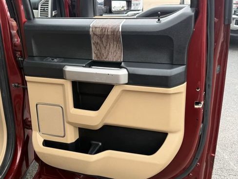 Used 2017 Ford F350 Lariat AWD/4WD image 33