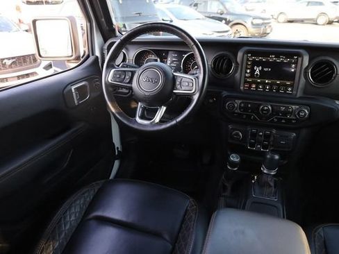 Used 2021 Jeep Gladiator Overland AWD/4WD image 22