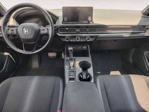 Used 2023 Honda Civic Sport image 10