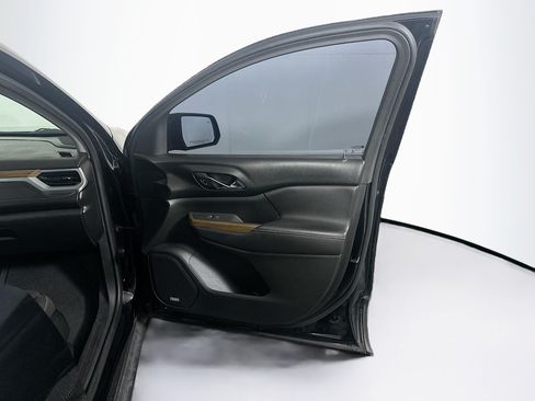 Used 2017 GMC Acadia SLE w/ Driver Alert Package I FWD image 36