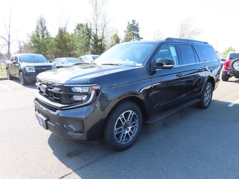 New 2026 Ford Expedition Max Active image 3