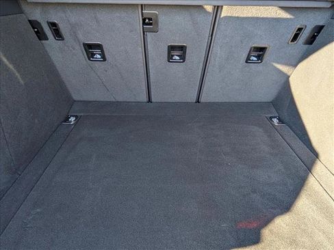 Used 2025 Porsche Macan Turbo image 23