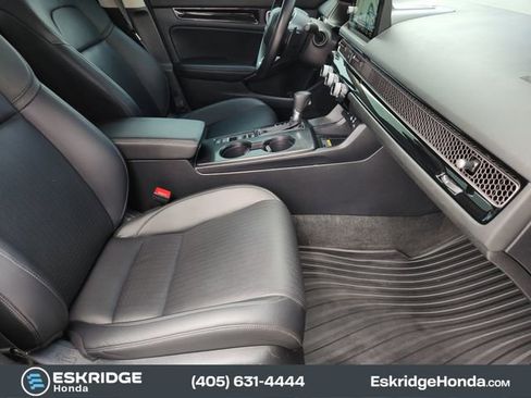 Used 2023 Honda Civic Touring image 15