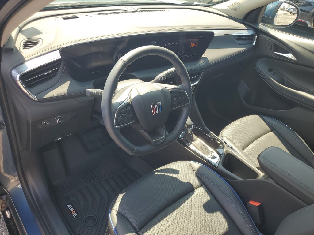 Used 2025 Buick Encore GX Sport Touring w/ Comfort Package FWD image 6