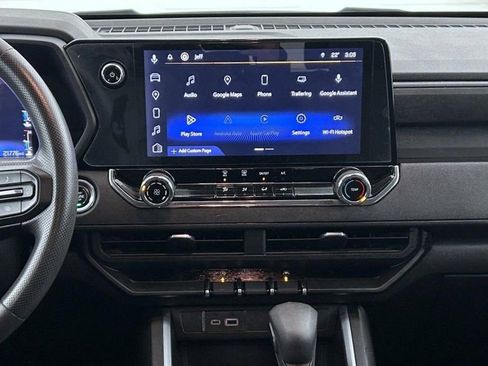 Used 2023 Chevrolet Colorado Trail Boss w/ Advanced Trailering Package image 12